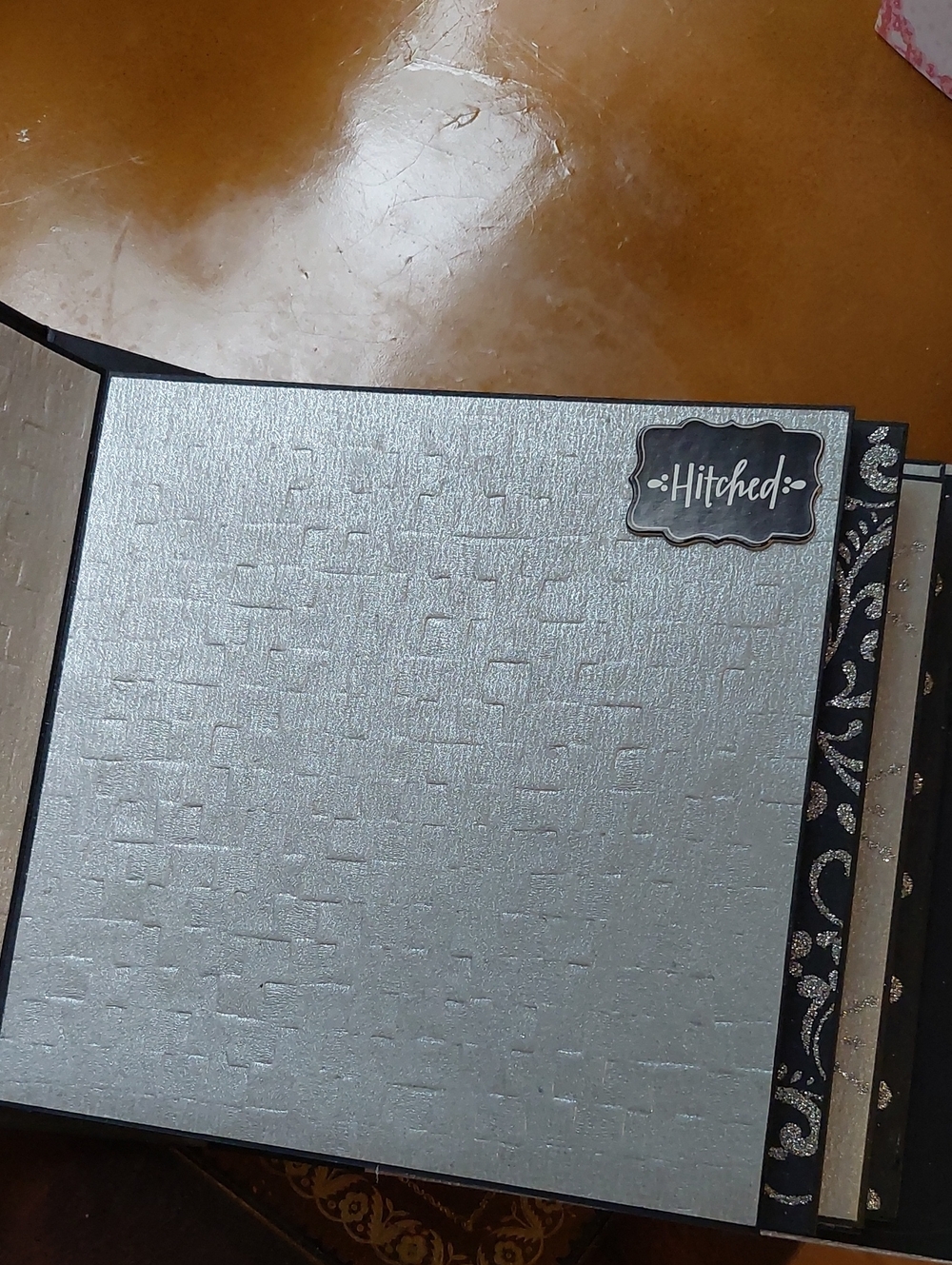 Scrapbook Photo Albums - Picture 10 of 11